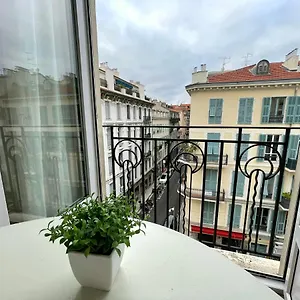  Apartment Renting - Notre Dame - Cosy Loft Perfect View On The Roofs France
