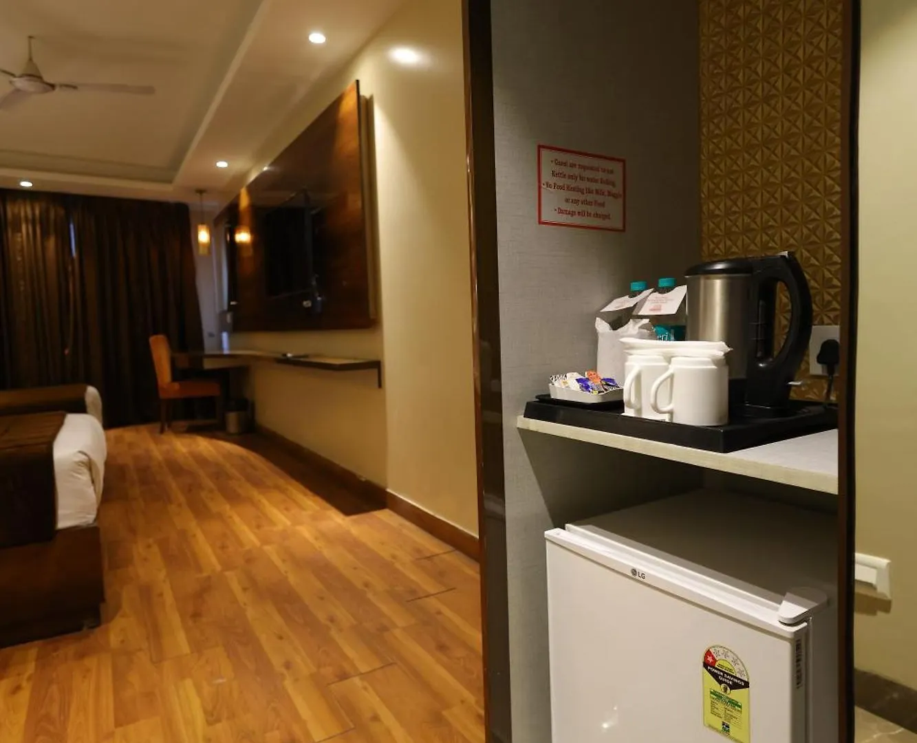 Airport Hotel Ramhan Palace Mahipalpur New Delhi