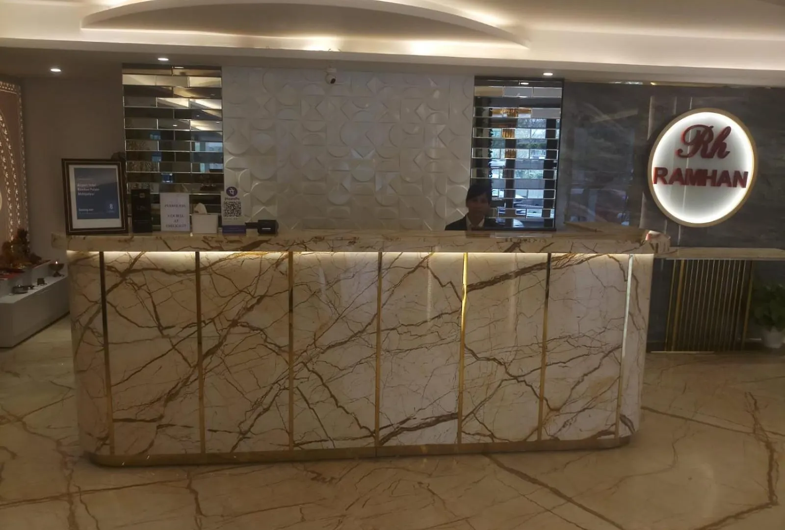 Airport Hotel Ramhan Palace Mahipalpur Нью-Дели 4*,  Индия