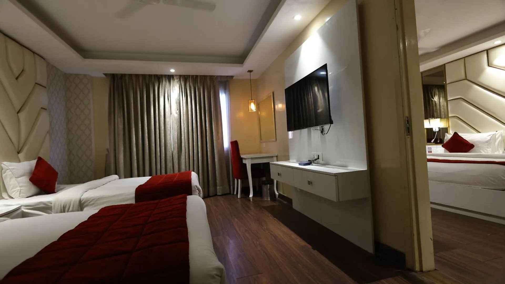 Airport Hotel Ramhan Palace Mahipalpur Нью-Дели