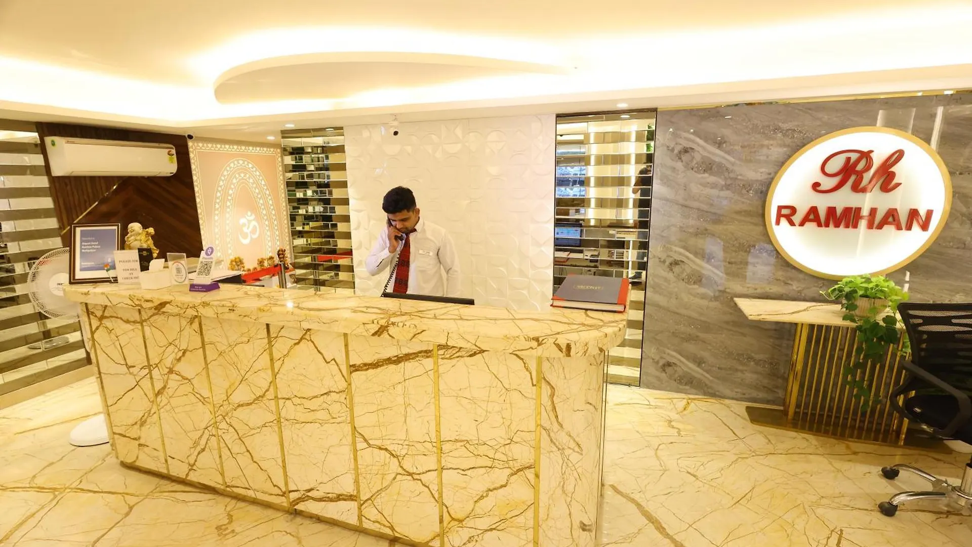 Airport Hotel Ramhan Palace Mahipalpur Нью-Дели