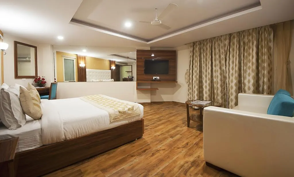 Airport Hotel Ramhan Palace Mahipalpur Нью-Дели 4*,